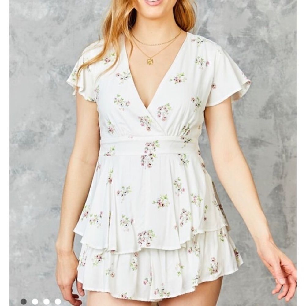NWT Altar'd State Floral Ivory Alice Romper Size Small